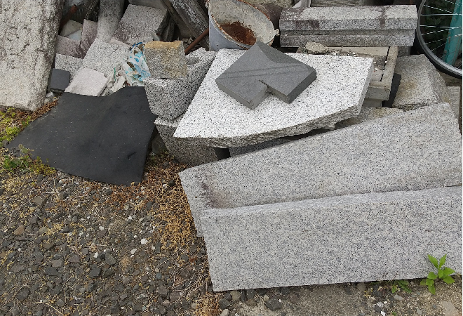 山中に墓石が不法投棄されていた…｜行政職員からの調査相談